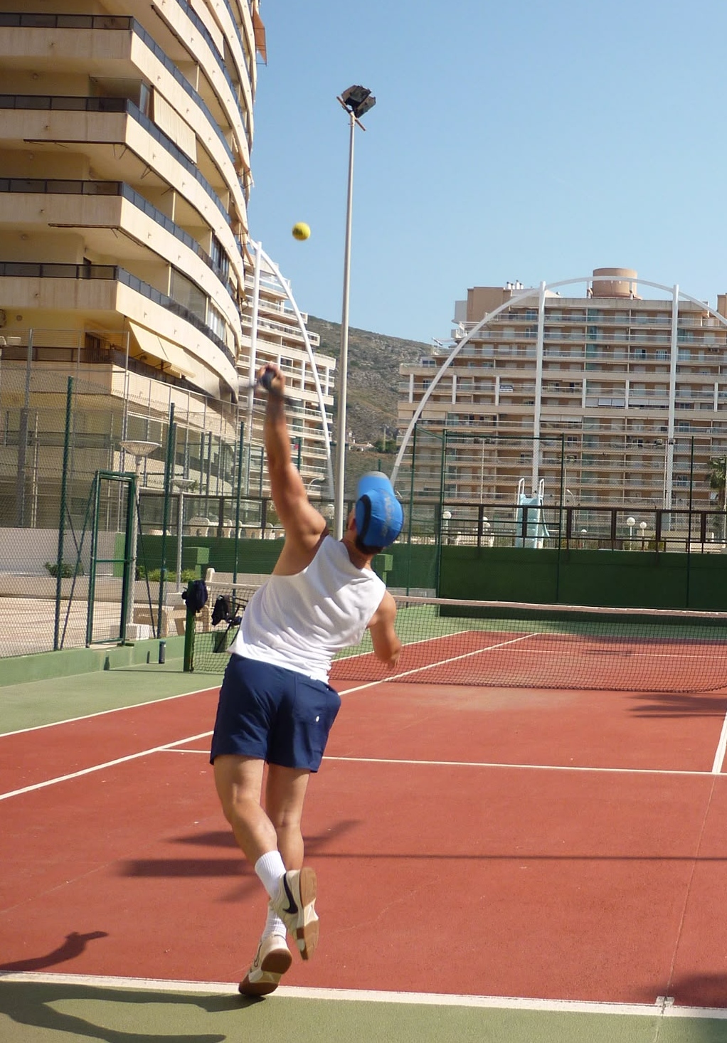 Tenis